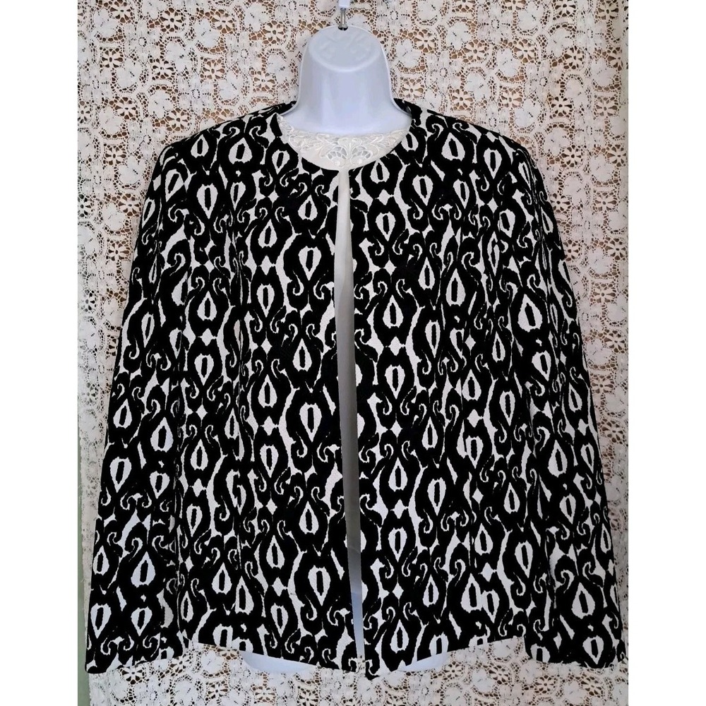 Jones Studio Blazer Women's Size 14 Black/White Geometric Open Front Long Sleeve